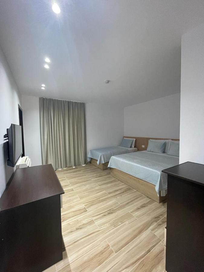 Hotel Verzaci Rinas Zewnętrze zdjęcie