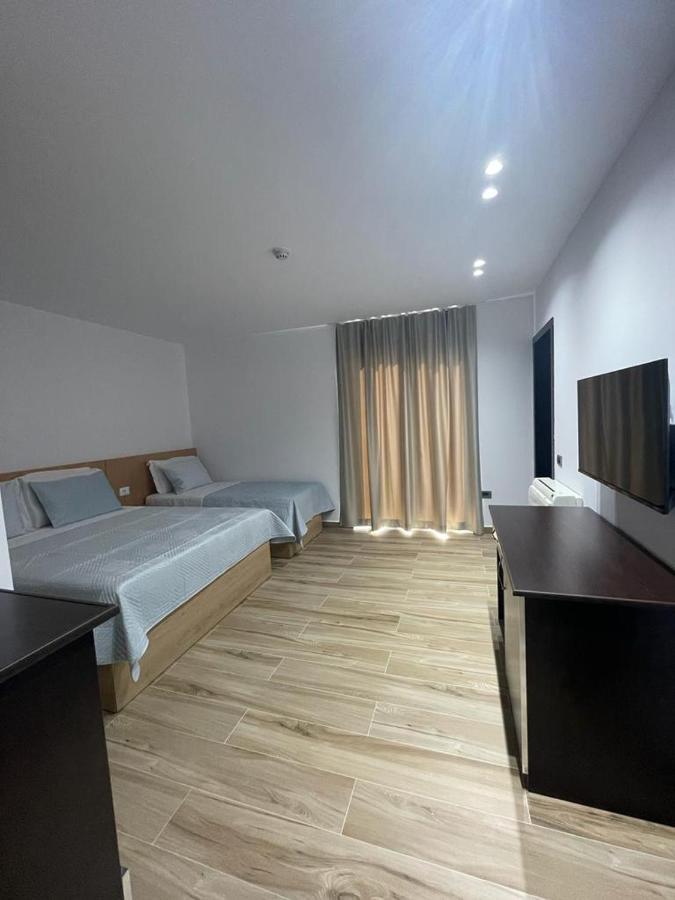 Hotel Verzaci Rinas Zewnętrze zdjęcie