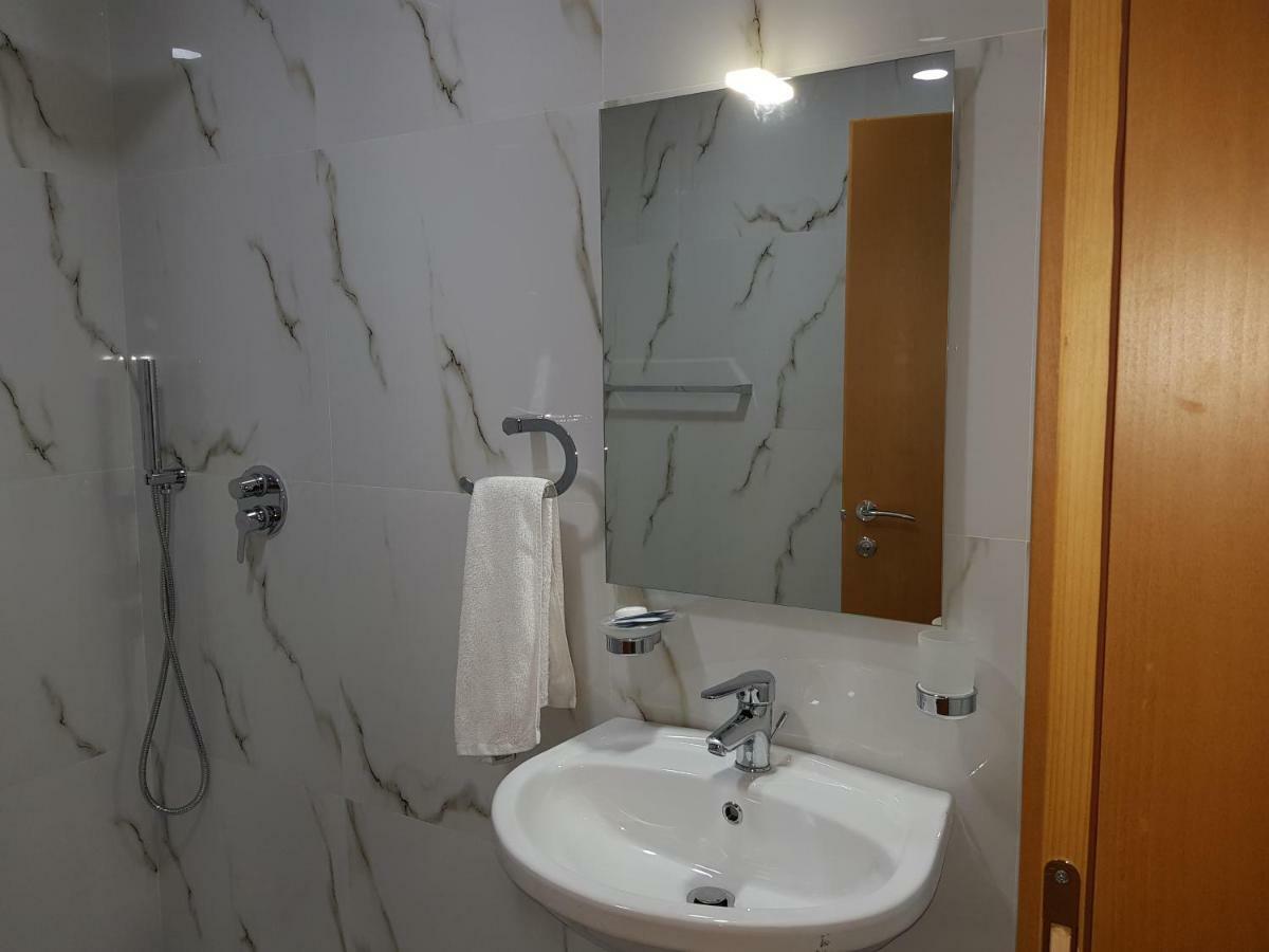 Hotel Verzaci Rinas Pokój zdjęcie